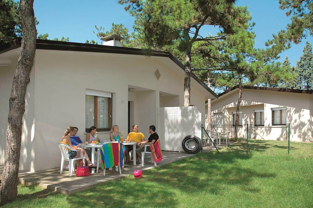 Villaggio Le Palme Lignano Sabbiadoro Exterior foto